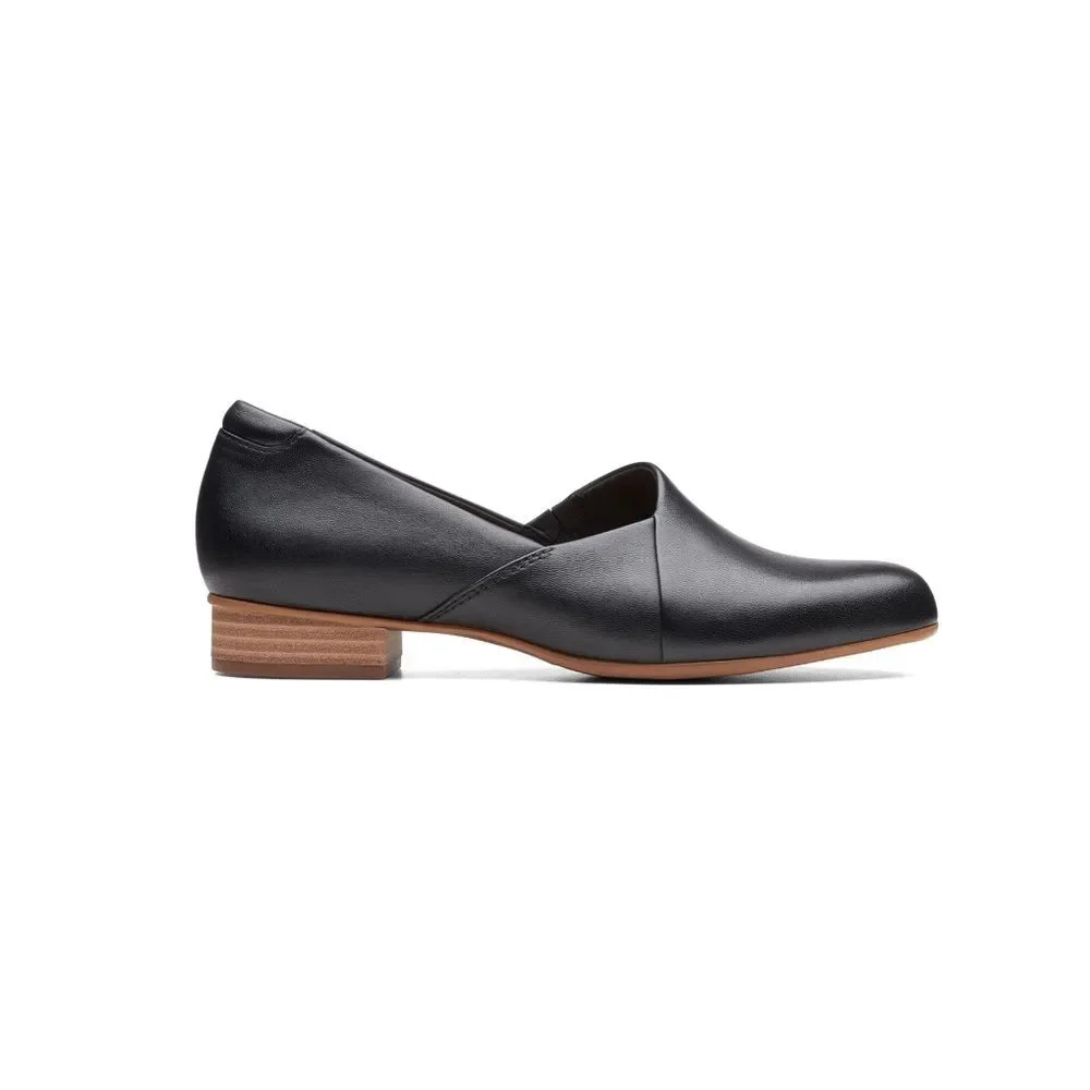 NIB Clarks Women's Black Leather Loafer Sz 6.5